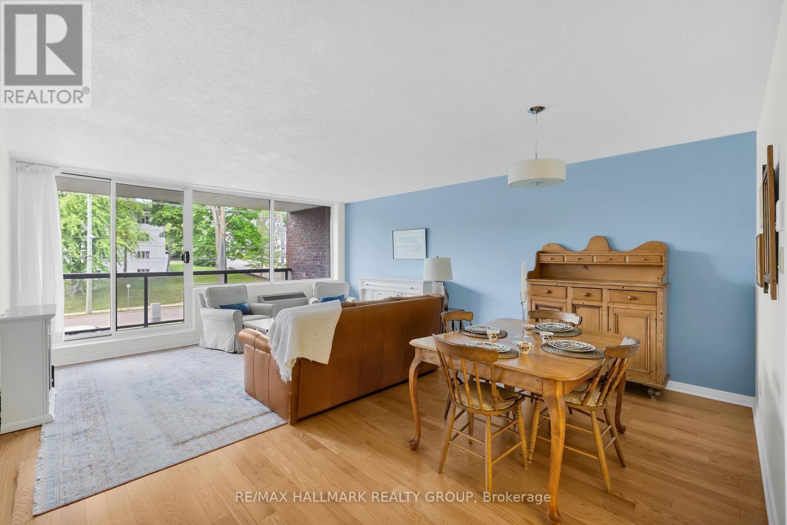 Photo 10 of 405 55 Water Street E, Brockville ON