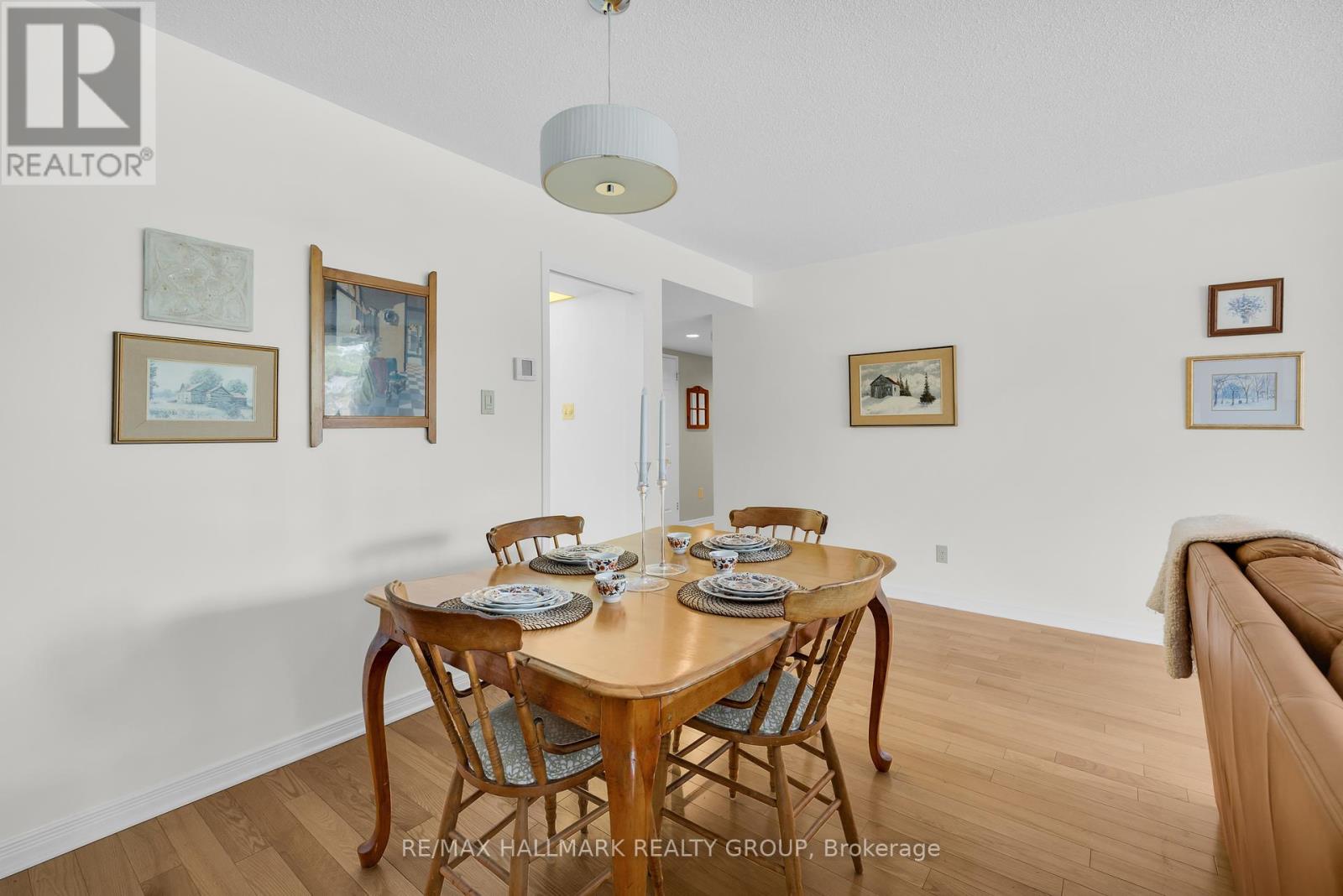 Photo 12 of 405 55 Water Street E, Brockville ON