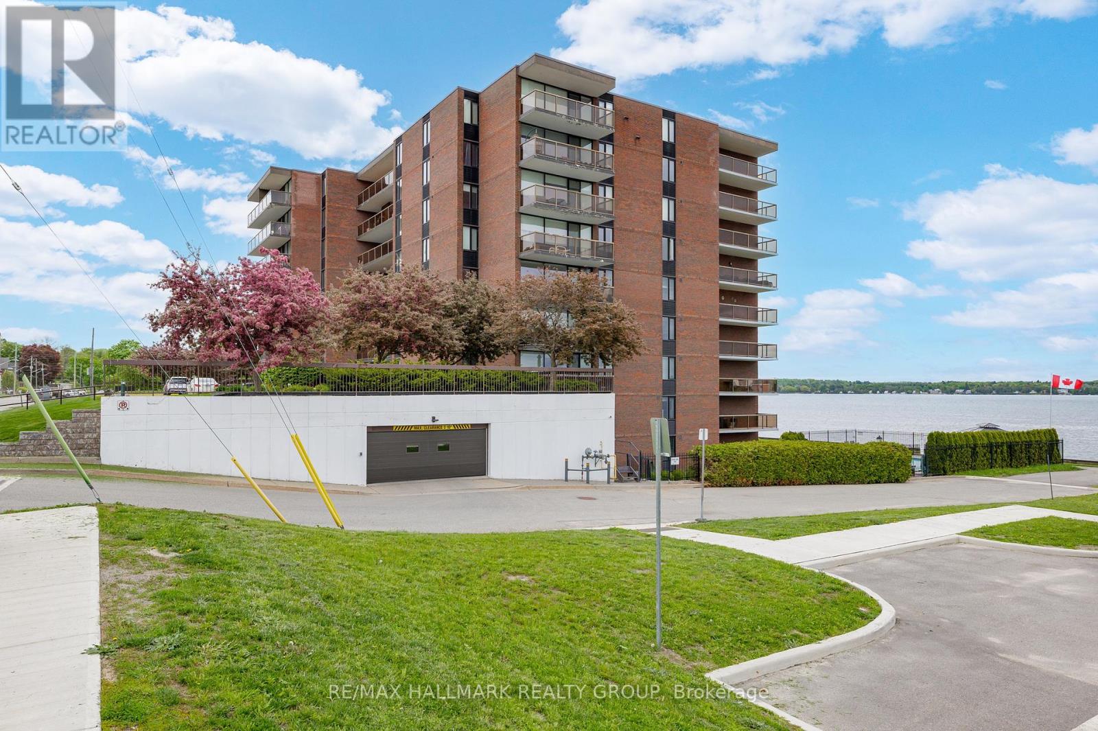 Photo 3 of 405 55 Water Street E, Brockville ON