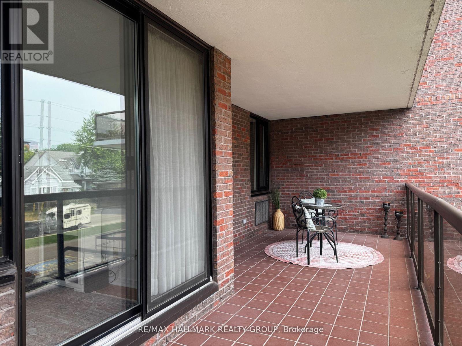 Photo 30 of 405 55 Water Street E, Brockville ON