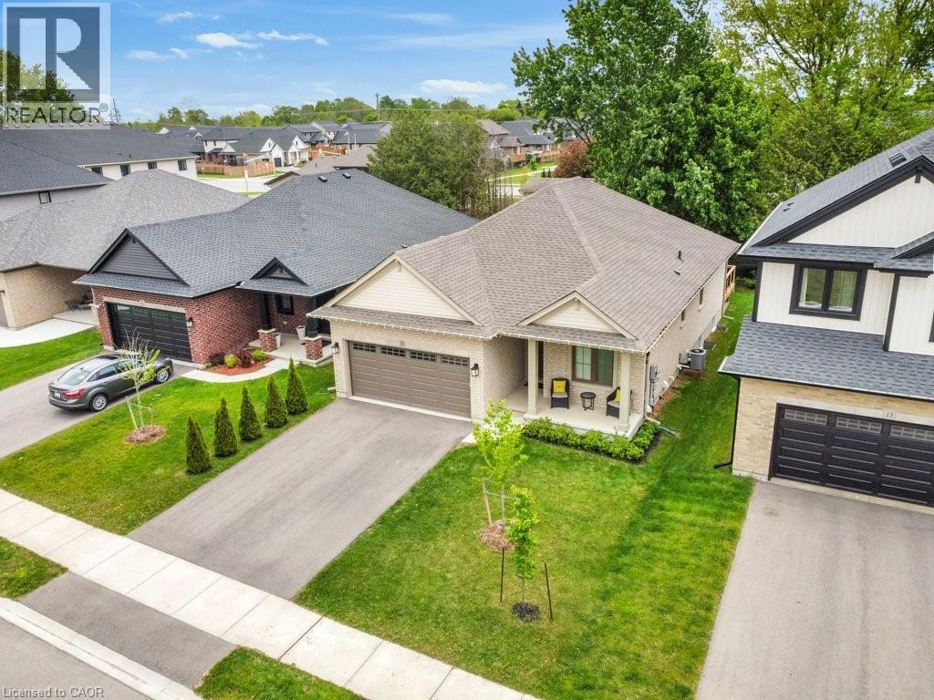 Photo 44 of 11 Keba Crescent, Tillsonburg ON