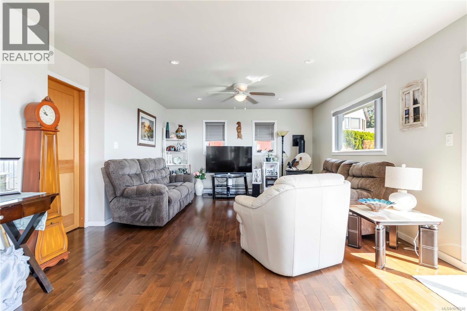  3403 Karger Terrace, Colwood