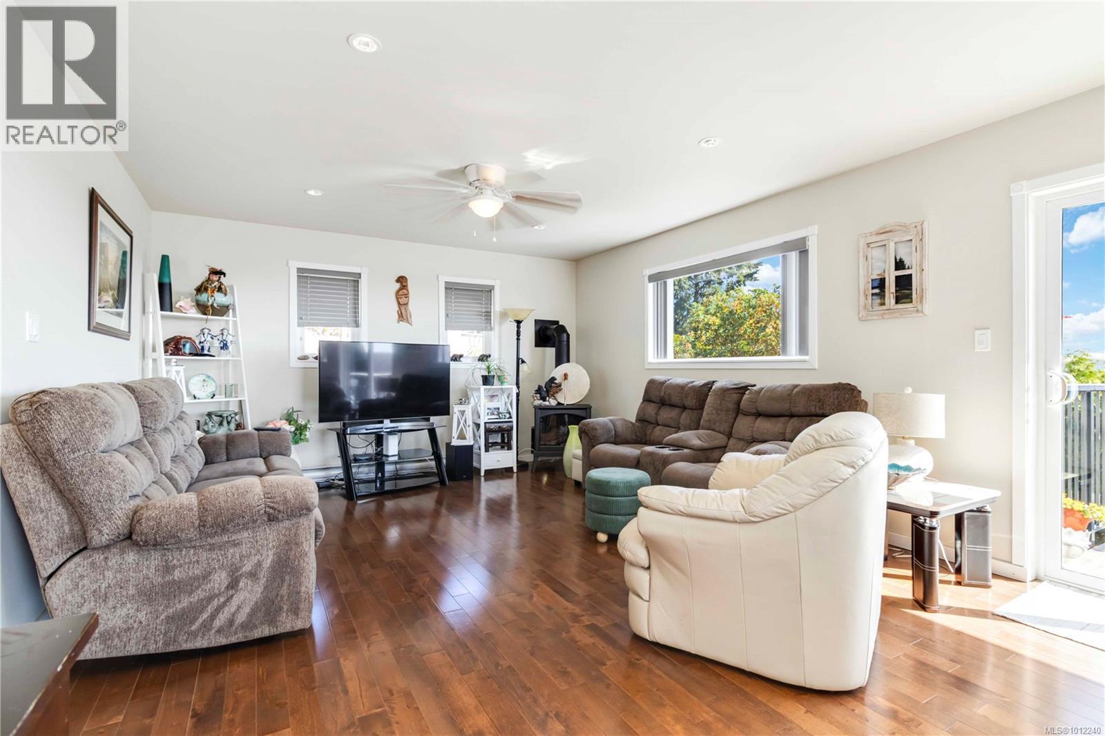  3403 Karger Terrace, Colwood