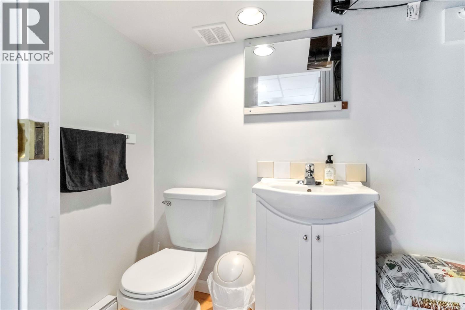  3403 Karger Terrace, Colwood