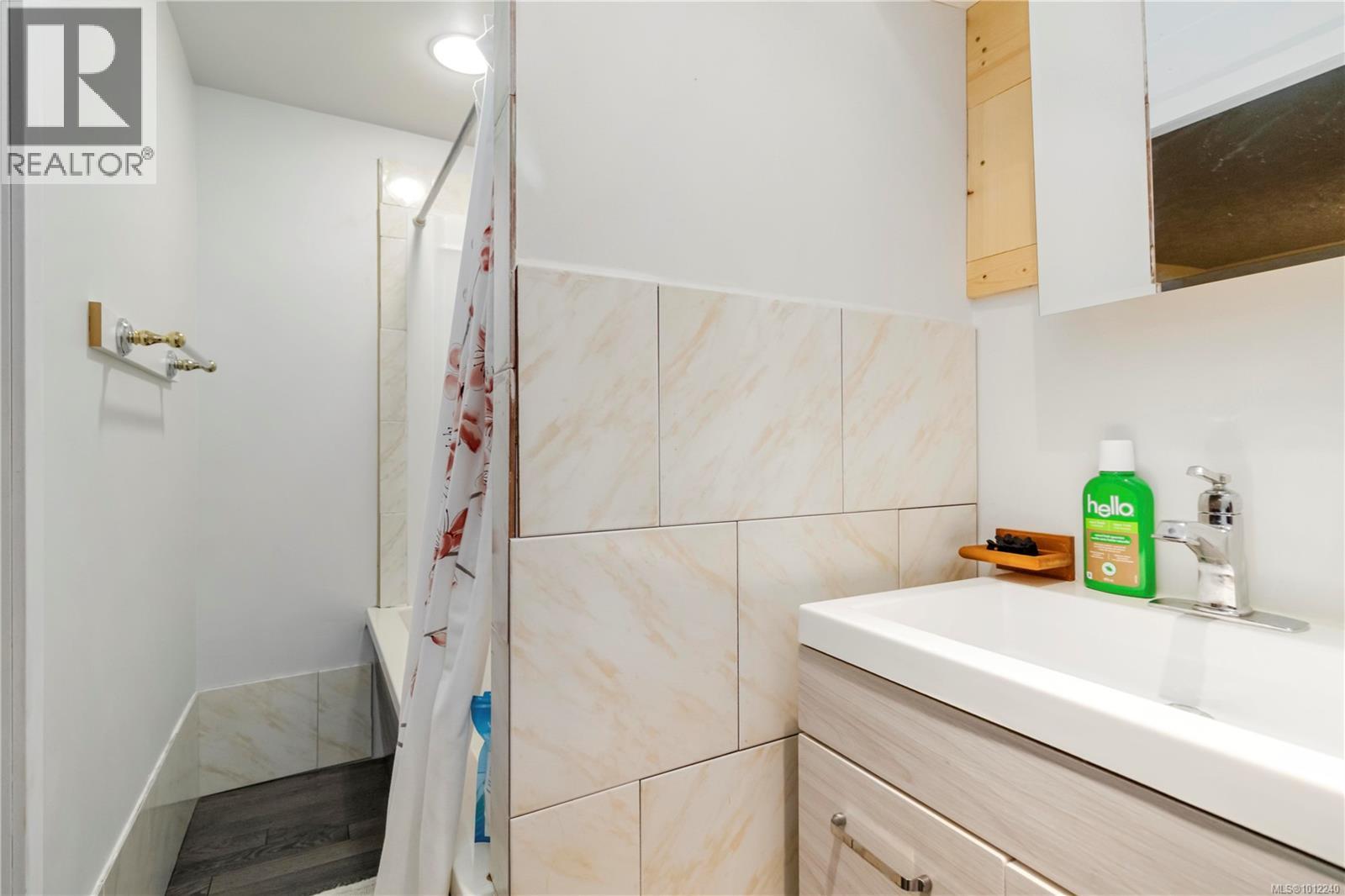  3403 Karger Terrace, Colwood