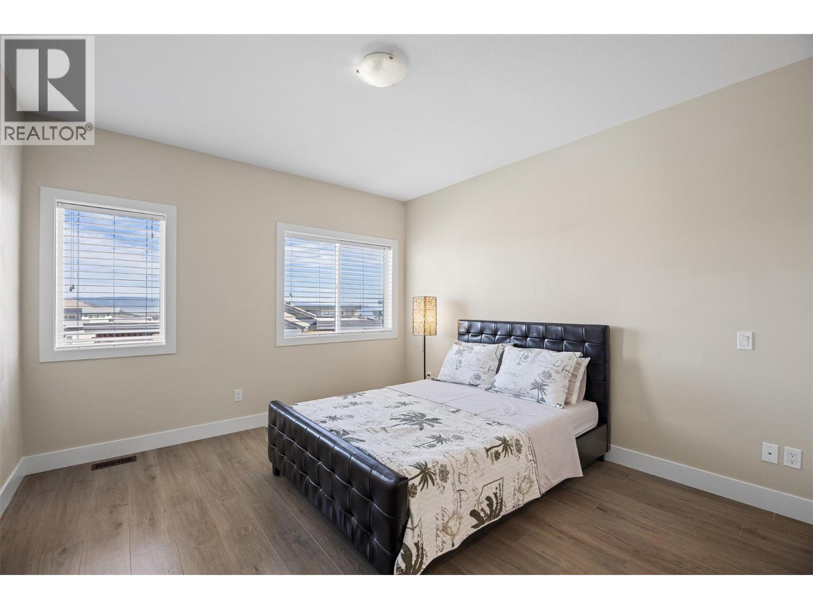 #33 2200 LINFIELD DRIVE - 23