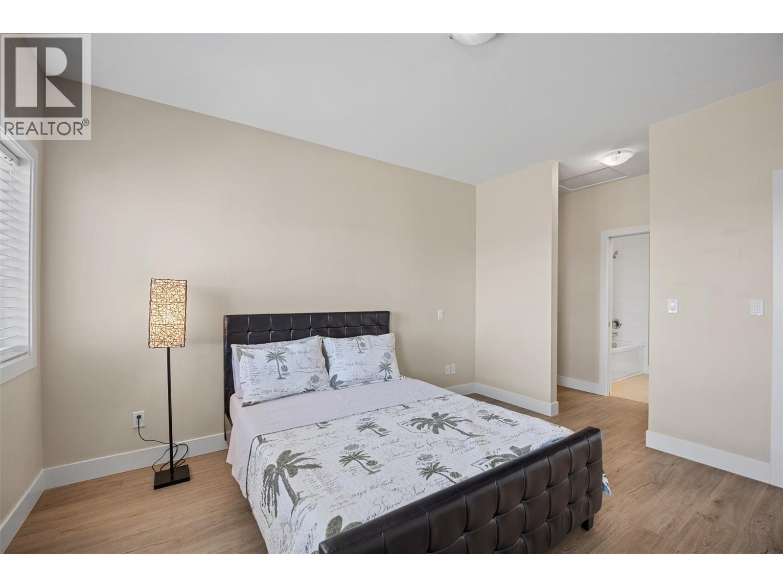 #33 2200 LINFIELD DRIVE - 24