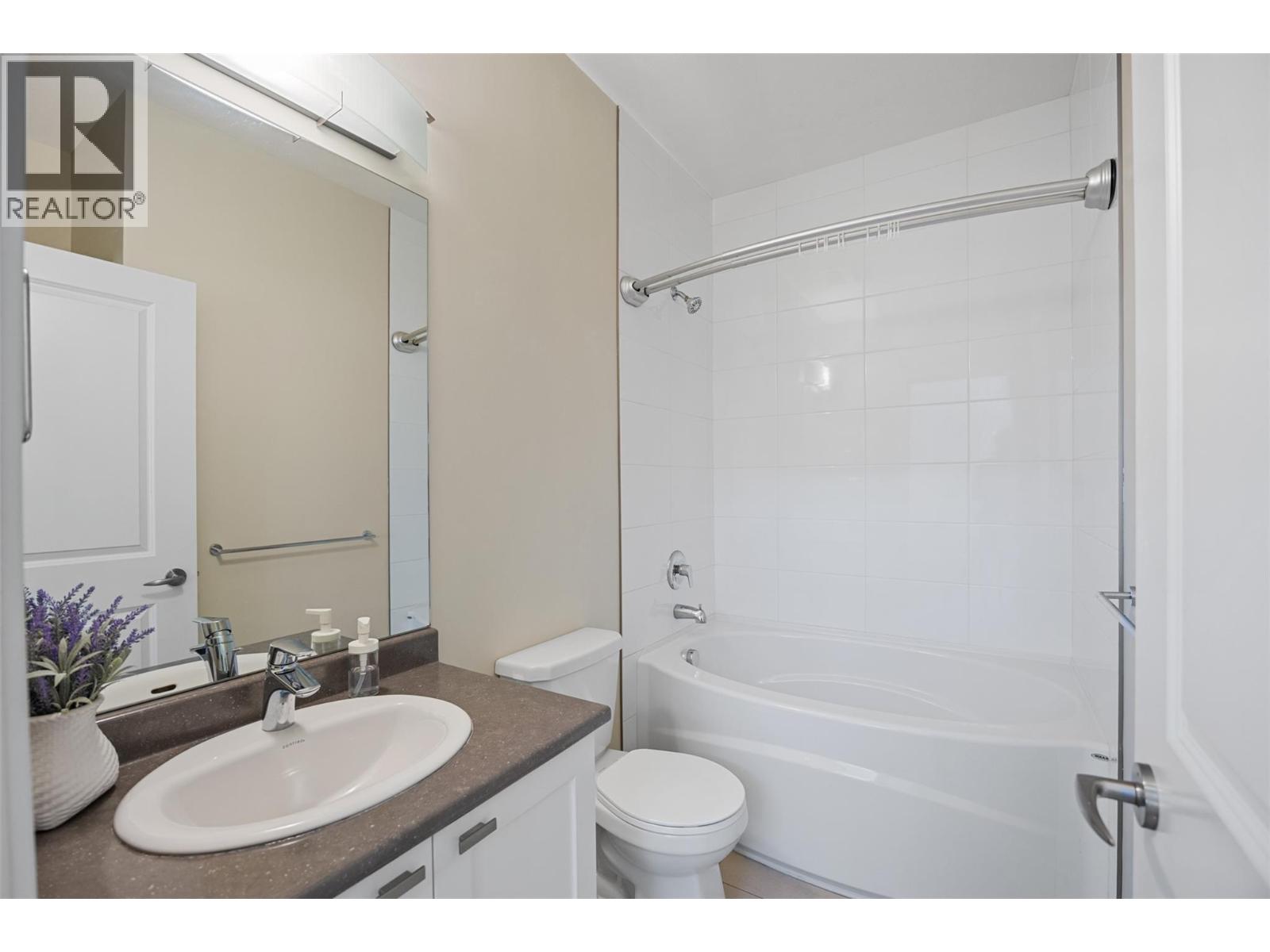 #33 2200 LINFIELD DRIVE - 30