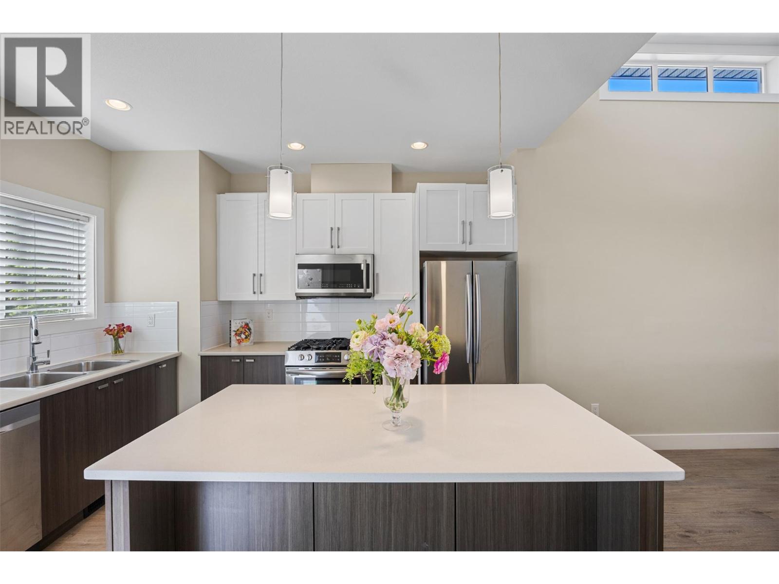 #33 2200 LINFIELD DRIVE - 9