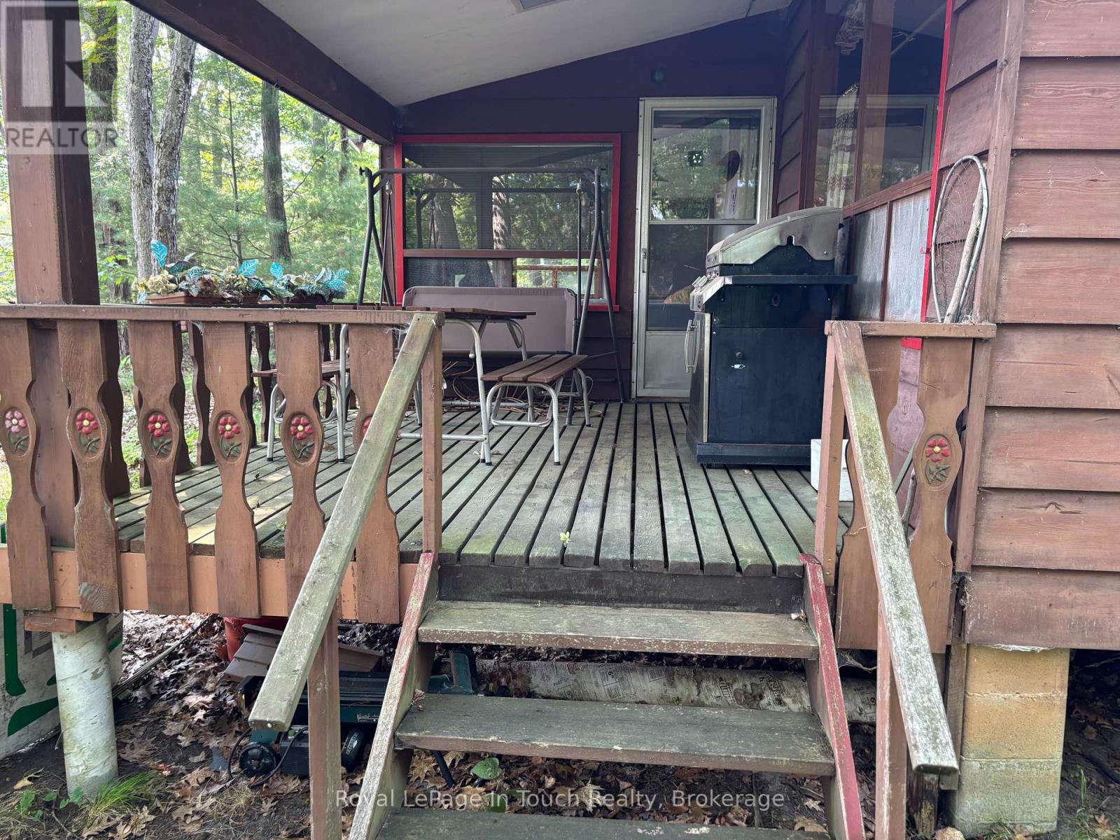 B207 LOT43 B207 LOT 43 ISLAND E - 12