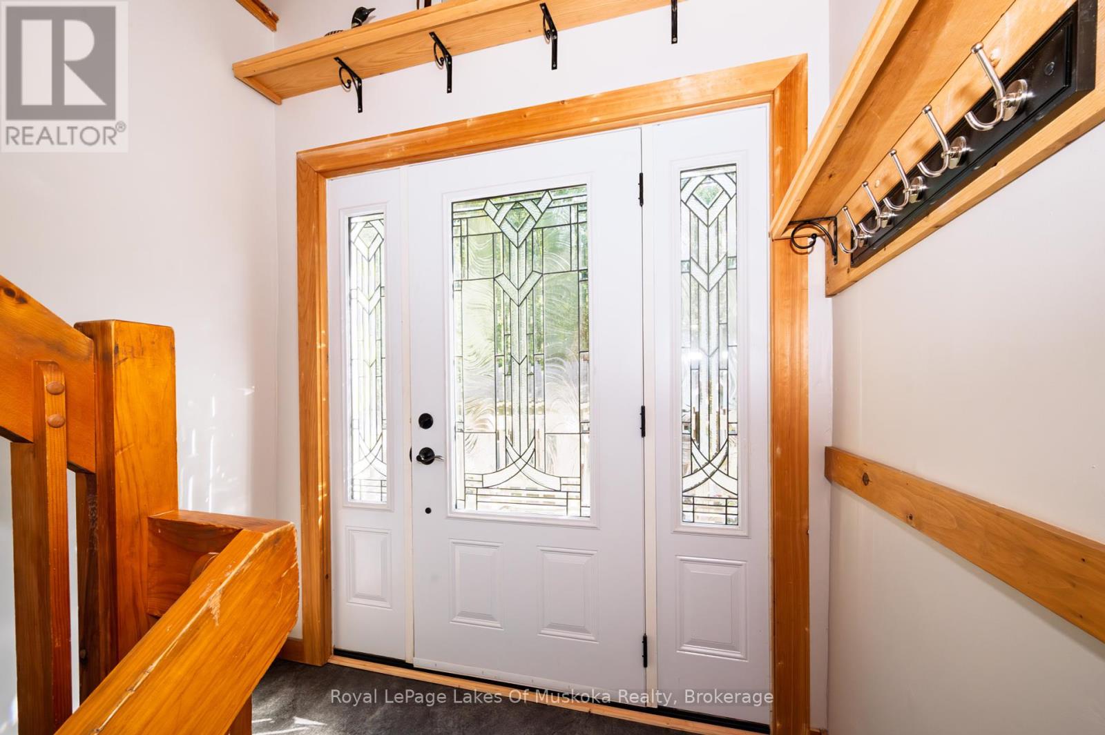 Photo 10 of 779 Old Muskoka Road, Huntsville ON