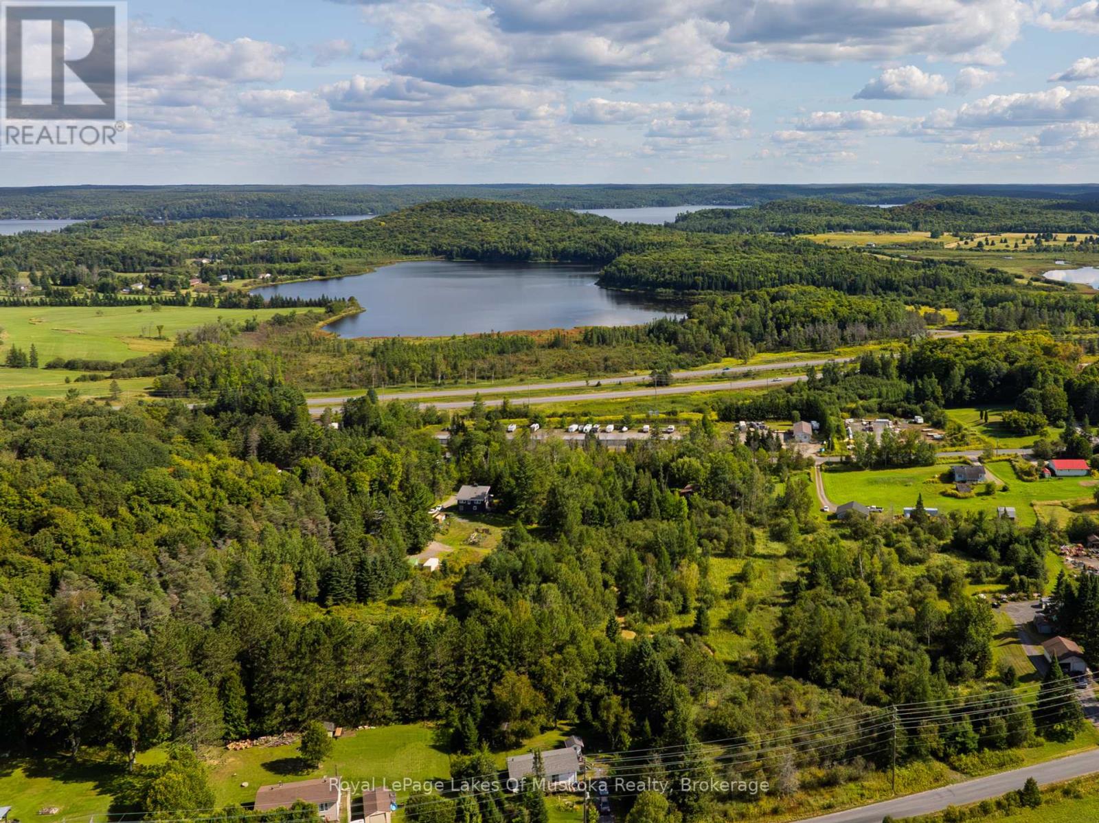 Photo 2 of 779 Old Muskoka Road, Huntsville ON