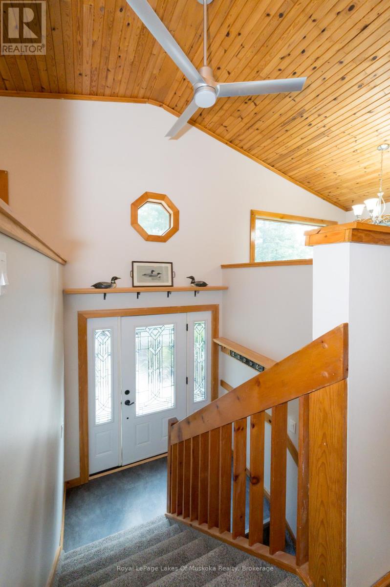 Photo 9 of 779 Old Muskoka Road, Huntsville ON