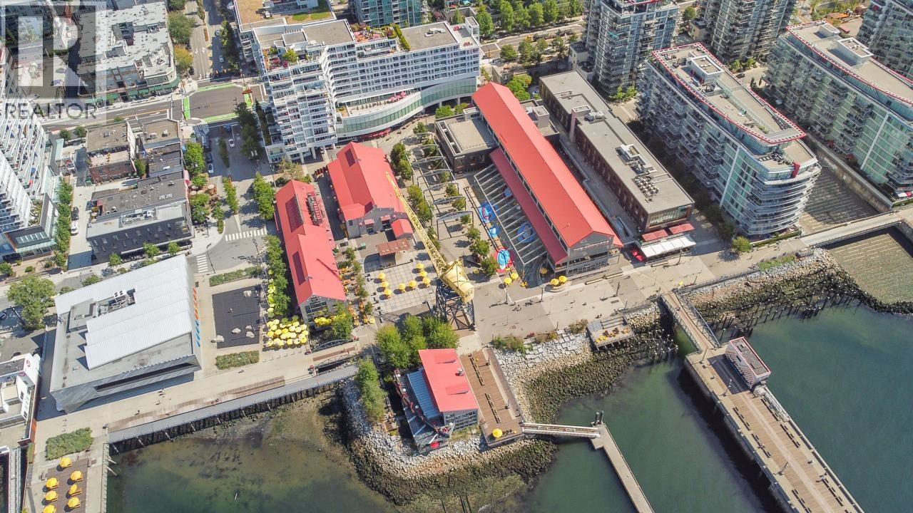 Photo 34 of 307 100 E Esplanade Avenue, North Vancouver BC