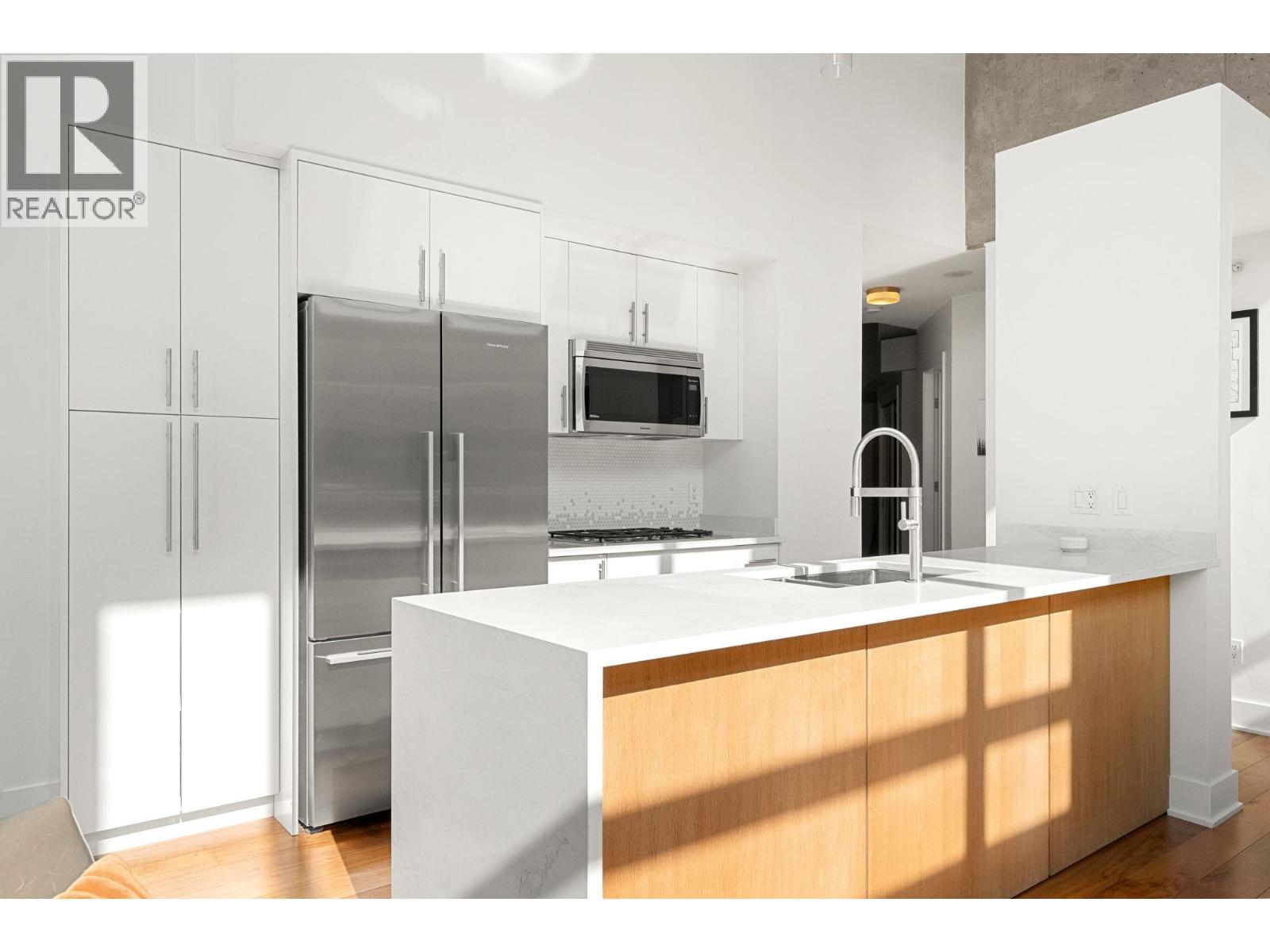 Photo 10 of 407 988 Richards Street, Vancouver BC
