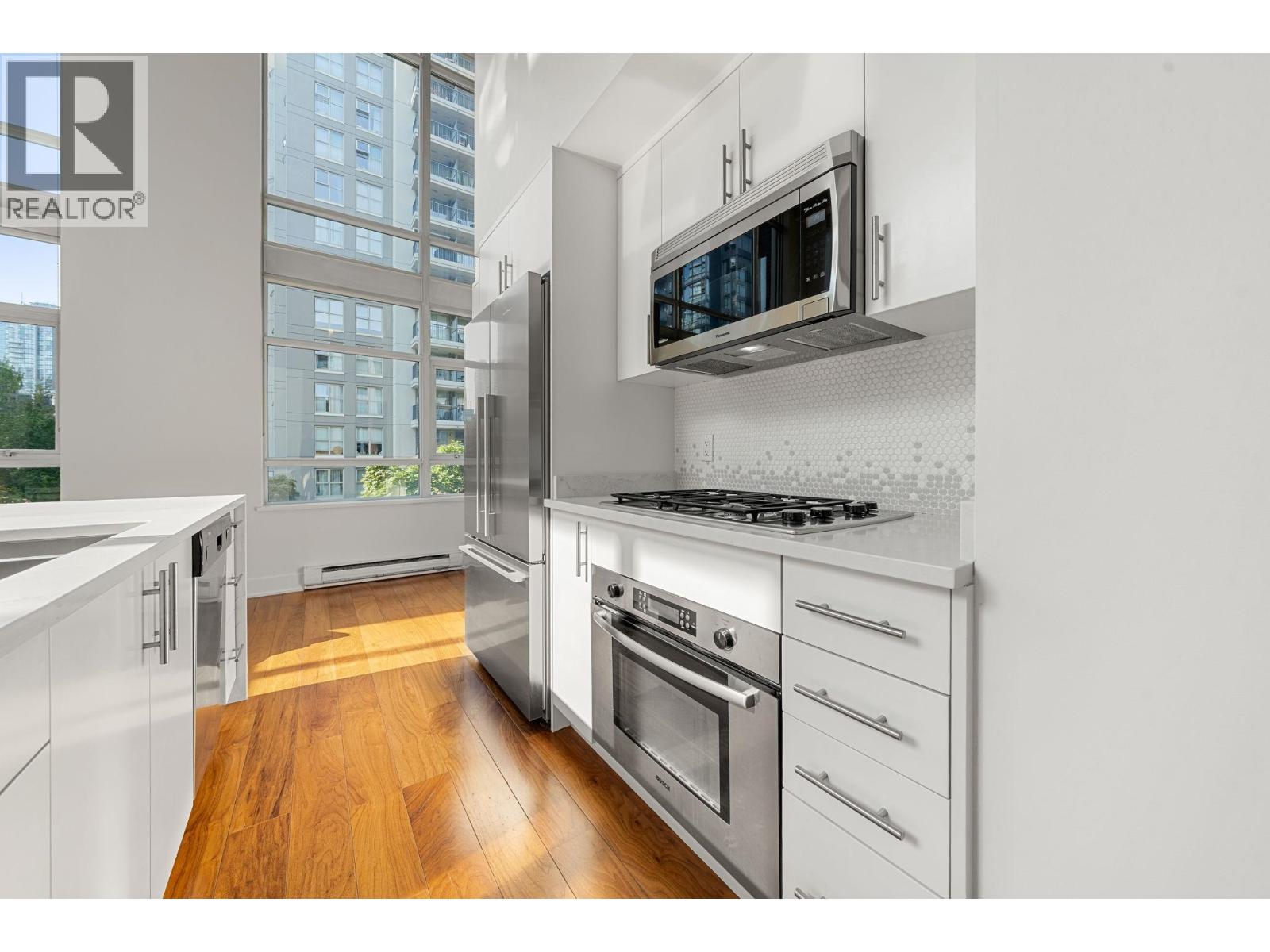 Photo 19 of 407 988 Richards Street, Vancouver BC