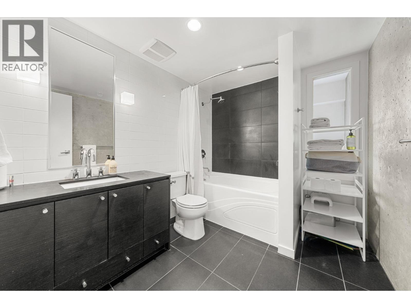 Photo 25 of 407 988 Richards Street, Vancouver BC
