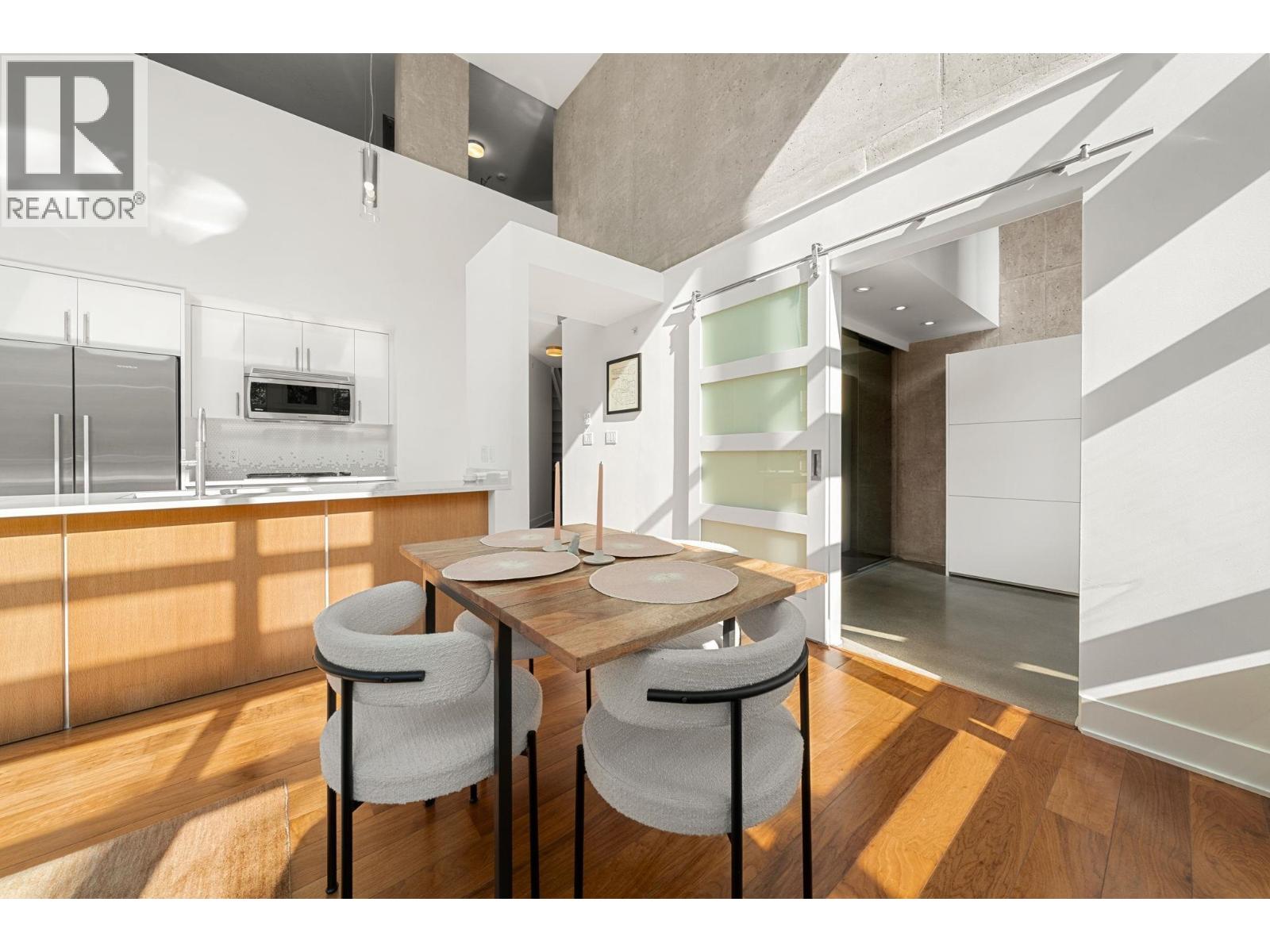 Photo 8 of 407 988 Richards Street, Vancouver BC