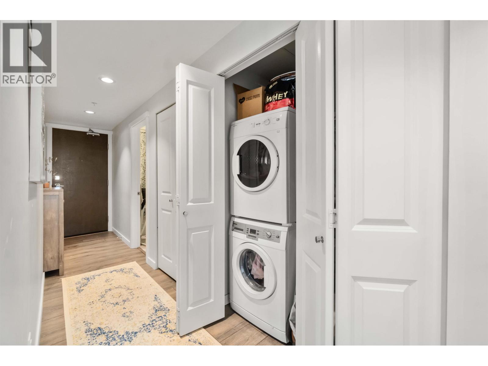 Photo 16 of 2206 2388 Madison Street, Burnaby BC