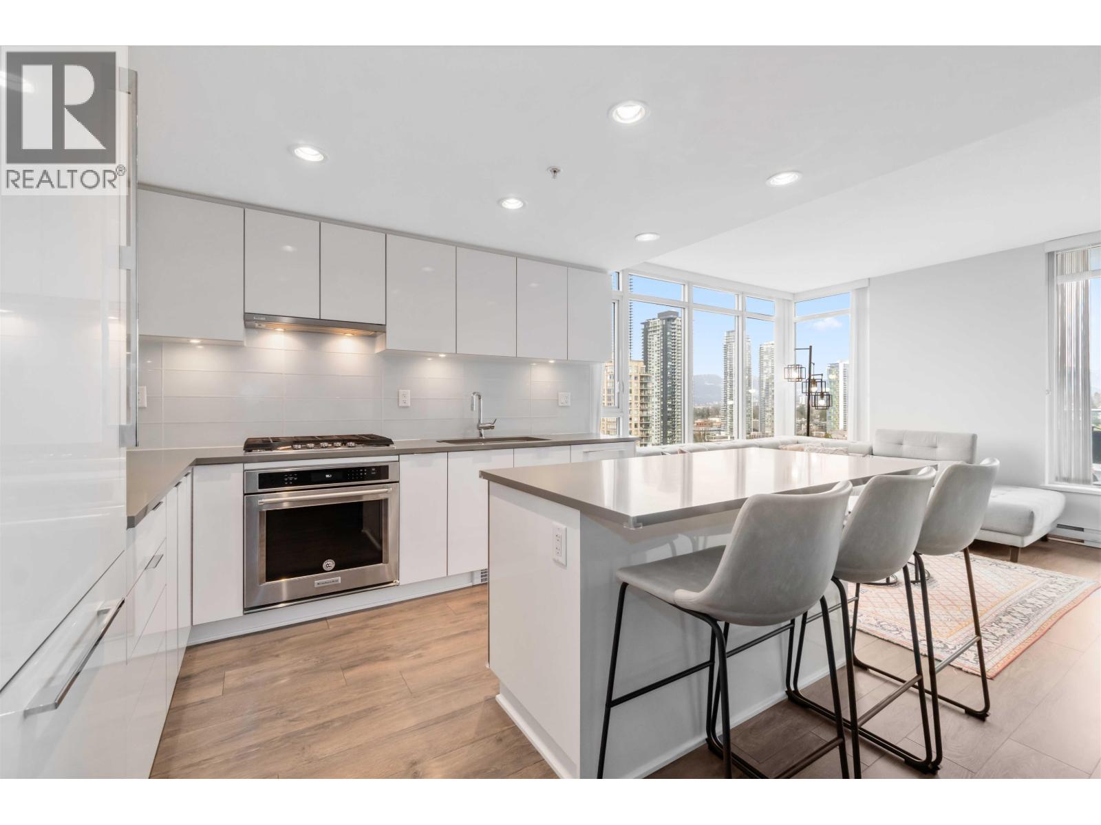 Photo 7 of 2206 2388 Madison Street, Burnaby BC