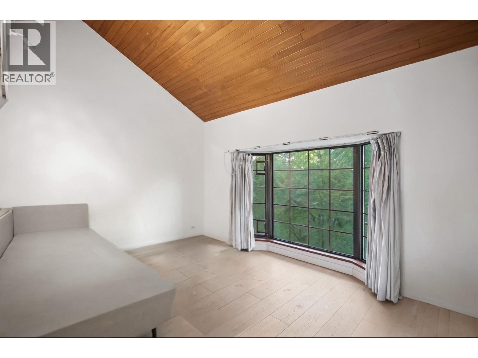 Photo 10 of 408 2320 W 40th Avenue, Vancouver BC
