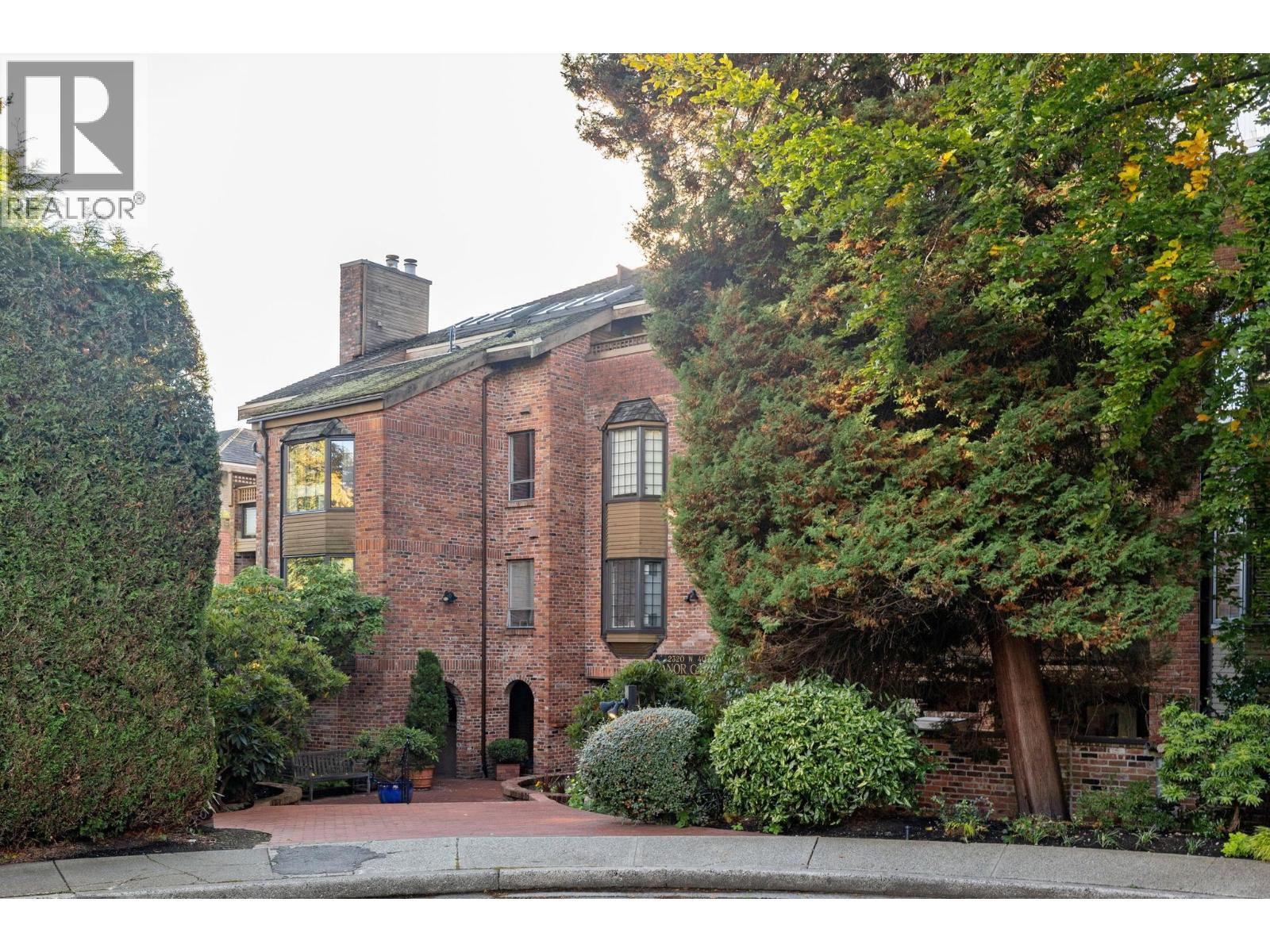 Photo 16 of 408 2320 W 40th Avenue, Vancouver BC