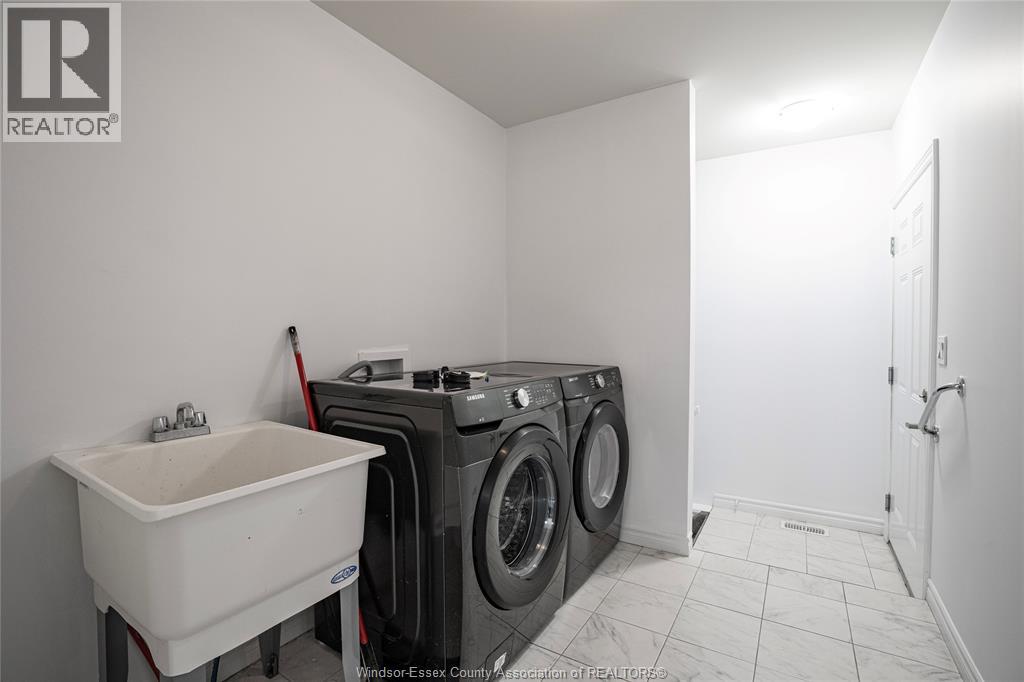 Photo 18 of 1151 Peabody Avenue, Windsor ON