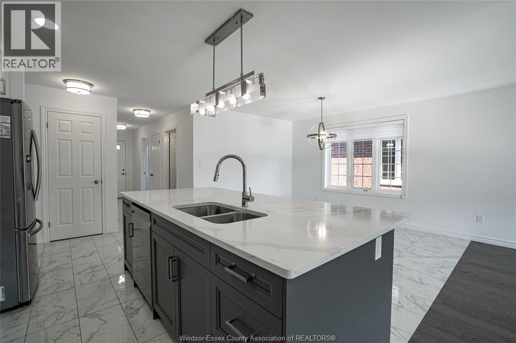 Photo 9 of 1151 Peabody Avenue, Windsor ON