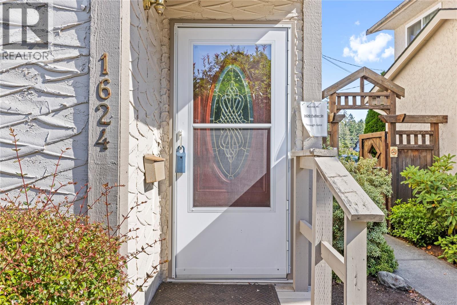 Photo 21 of 1624 Fuller St, Nanaimo BC