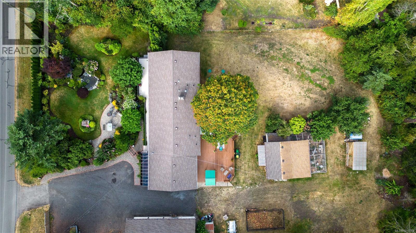 714 Bradley Dyne Rd, North Saanich