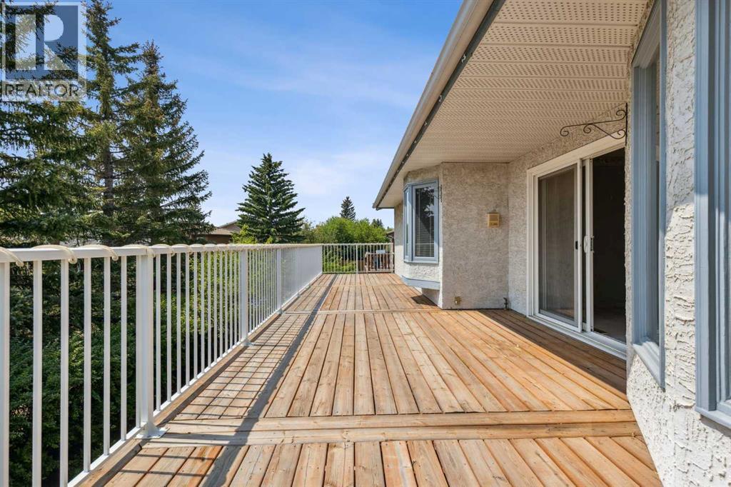 Photo 37 of 16 Edcath Mews Nw, Calgary AB