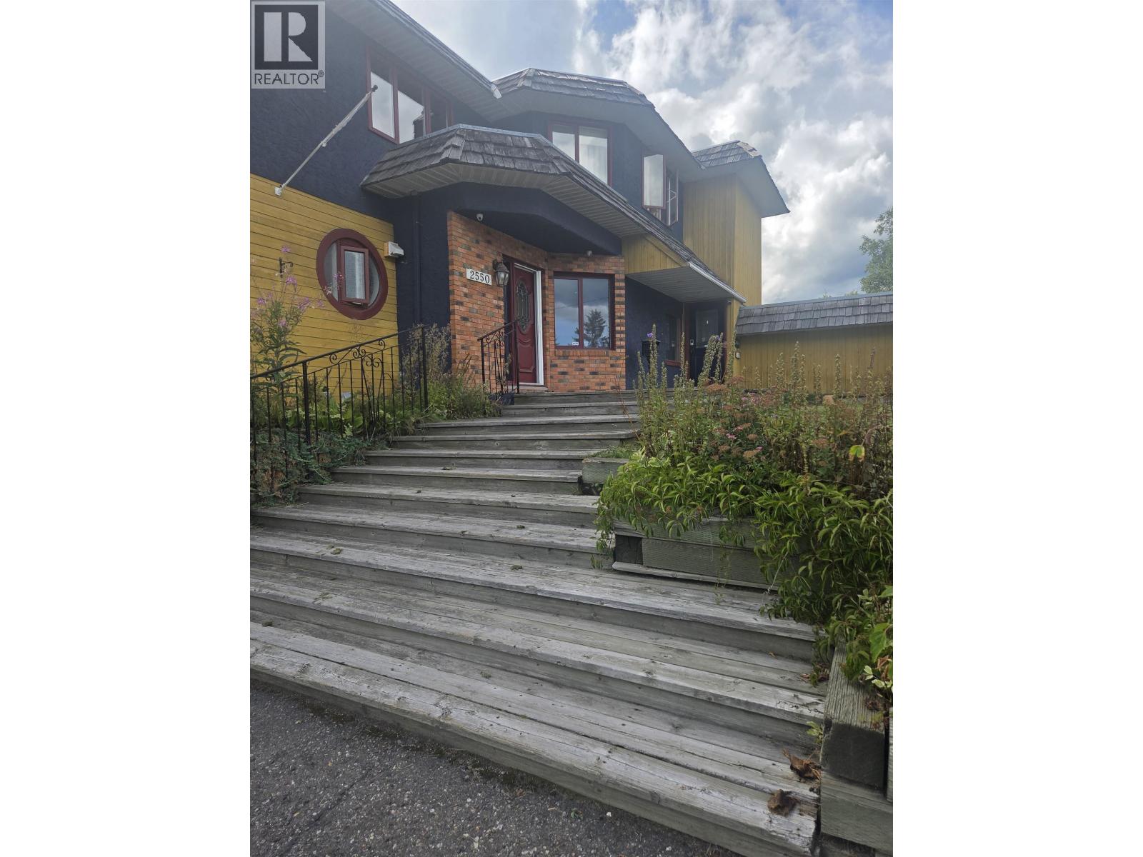 2550 LAURIER CRESCENT, Prince George