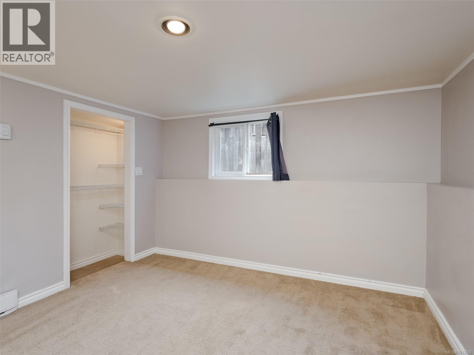 Photo 29 of 4406 Torquay Dr, Saanich BC