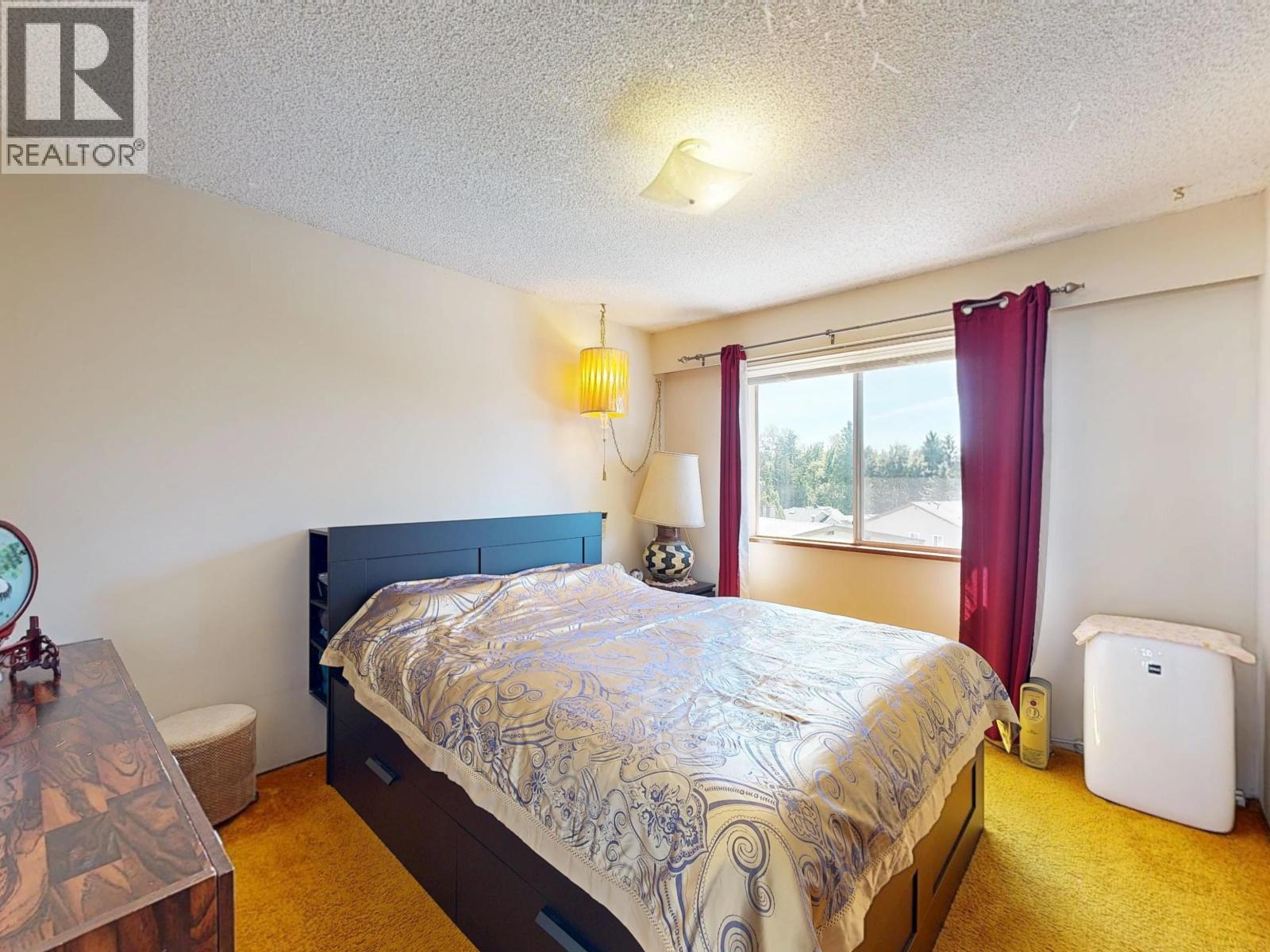 Photo 11 of 7610 Kilrea Crescent, Burnaby BC