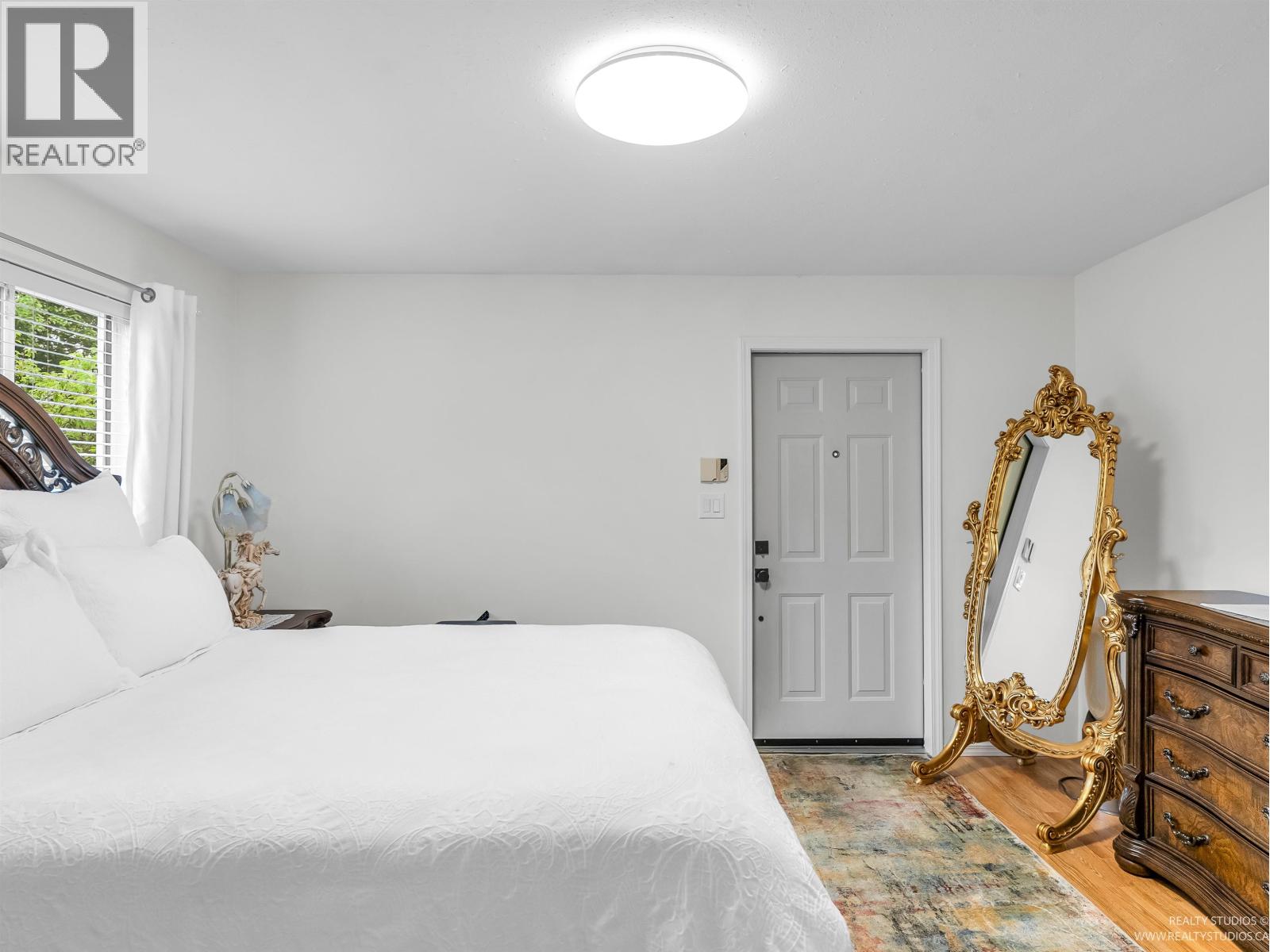 Photo 14 of 7774 Berkley Street, Burnaby BC