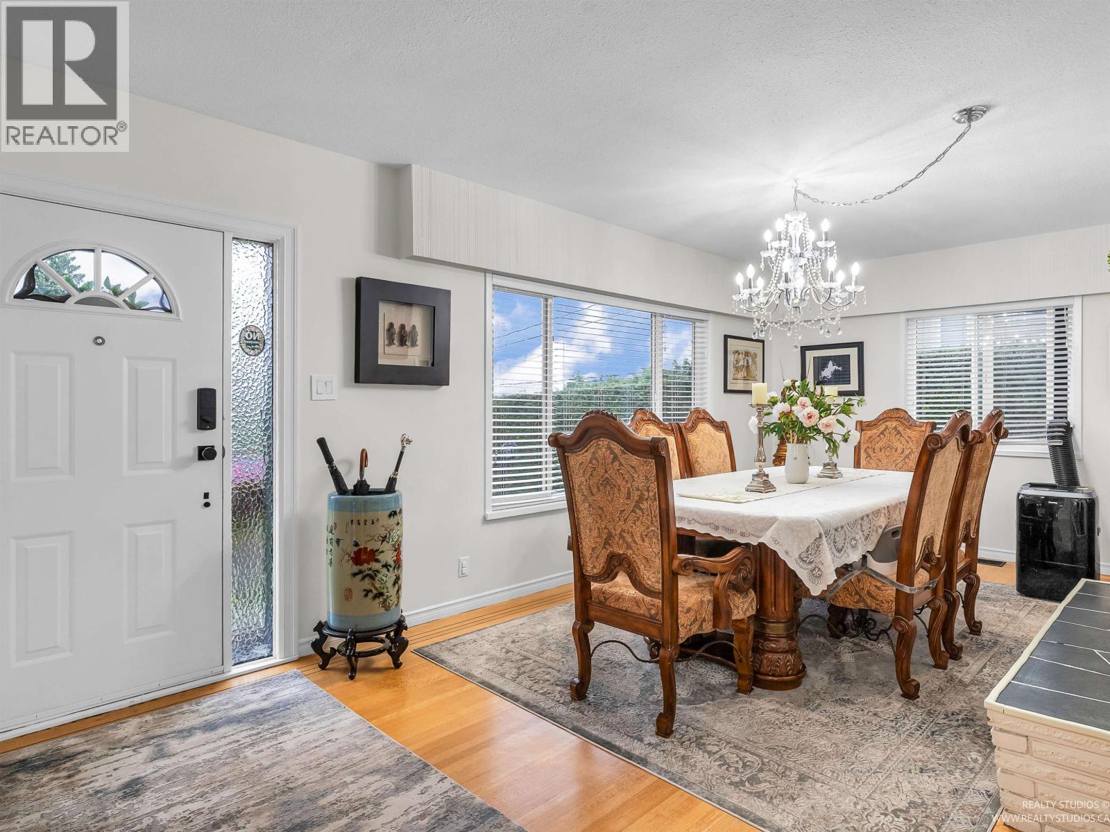 Photo 2 of 7774 Berkley Street, Burnaby BC