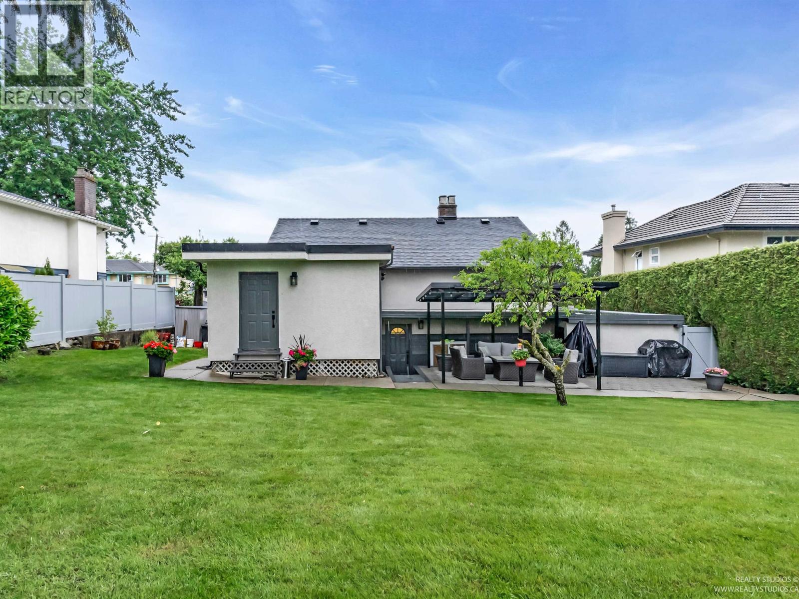 Photo 37 of 7774 Berkley Street, Burnaby BC