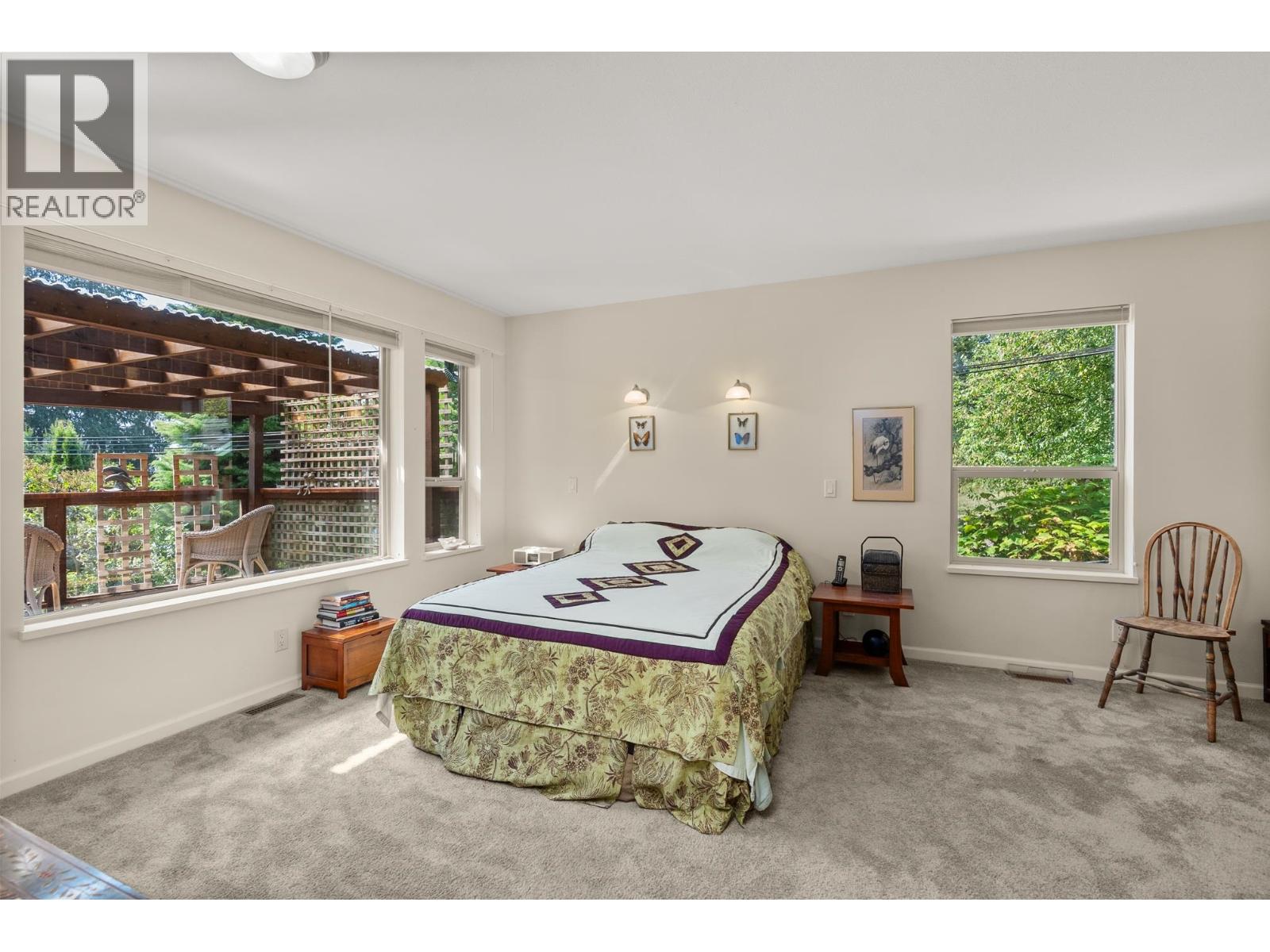 1372 GOWER POINT ROAD, Gibsons