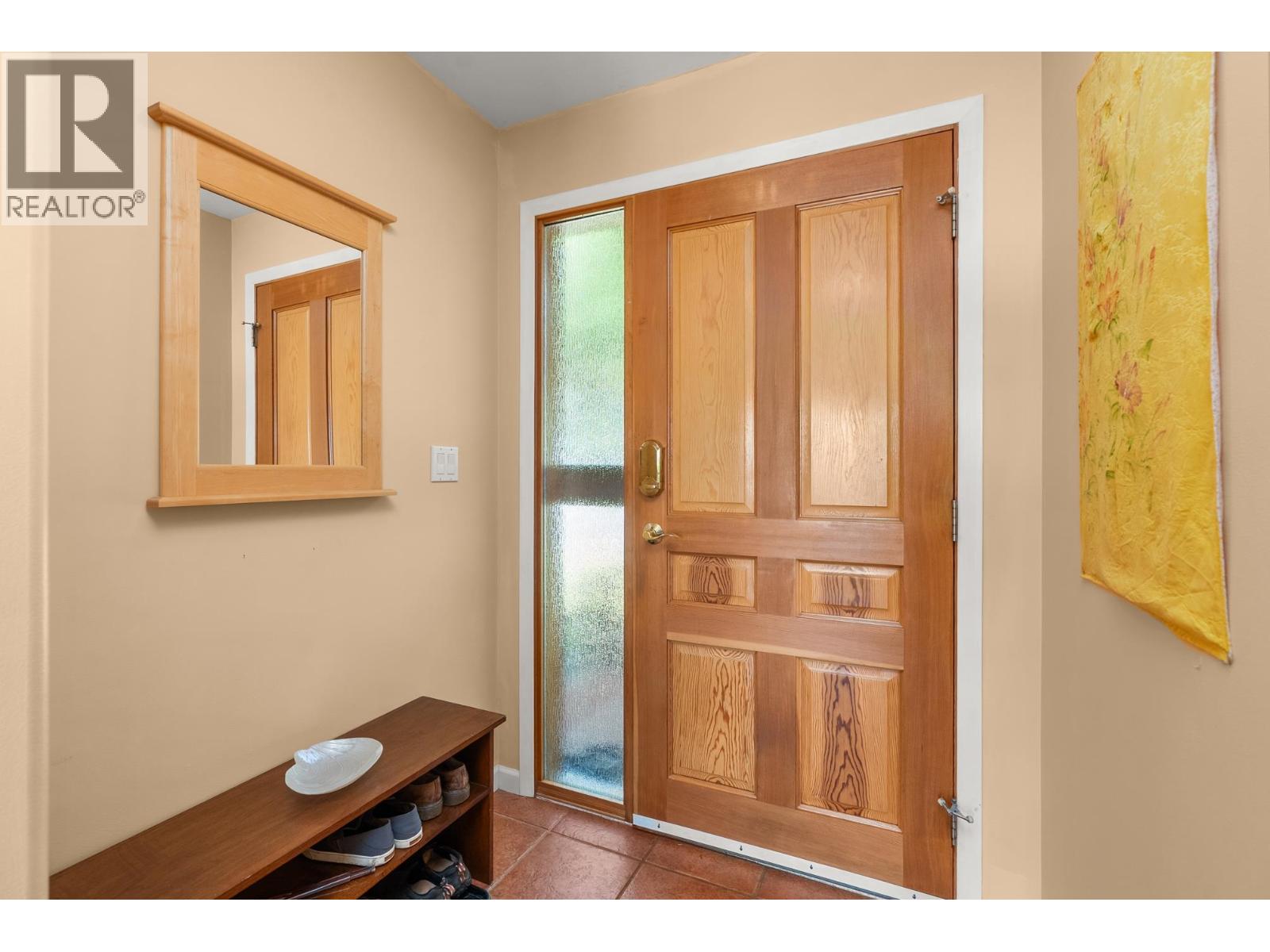 1372 GOWER POINT ROAD, Gibsons