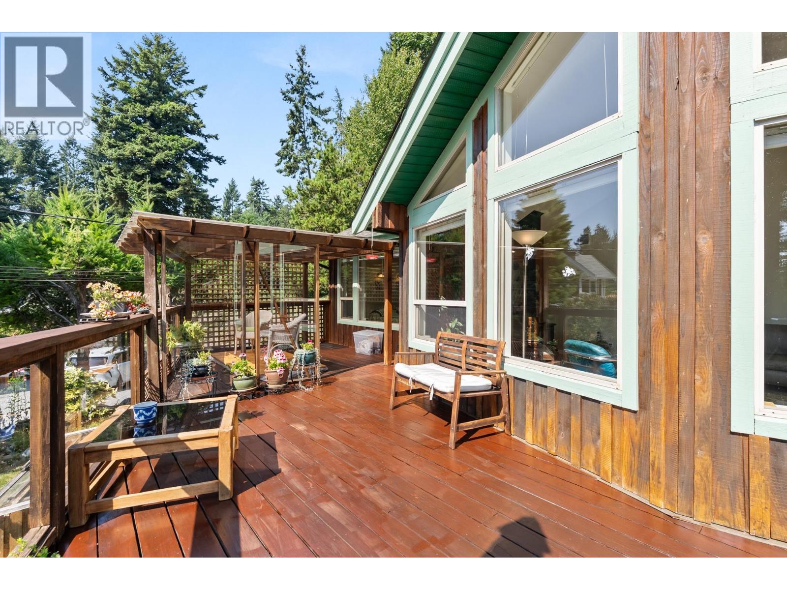 1372 GOWER POINT ROAD, Gibsons