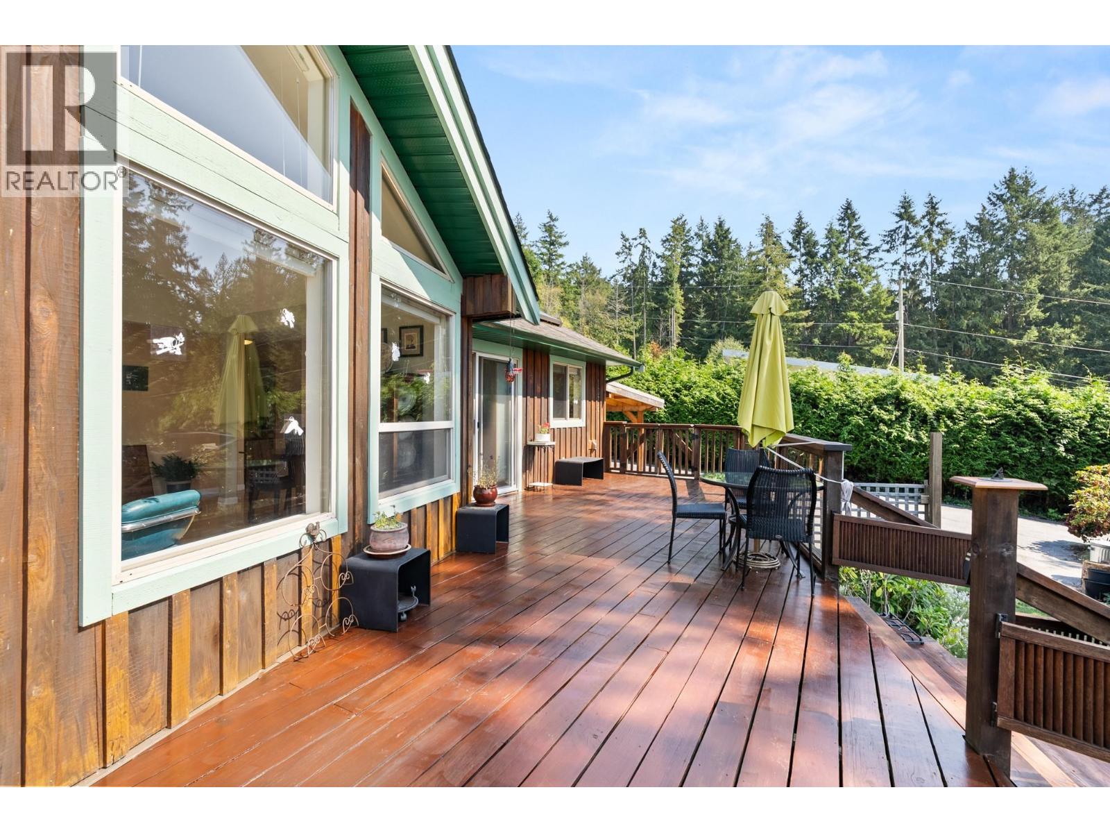 1372 GOWER POINT ROAD, Gibsons