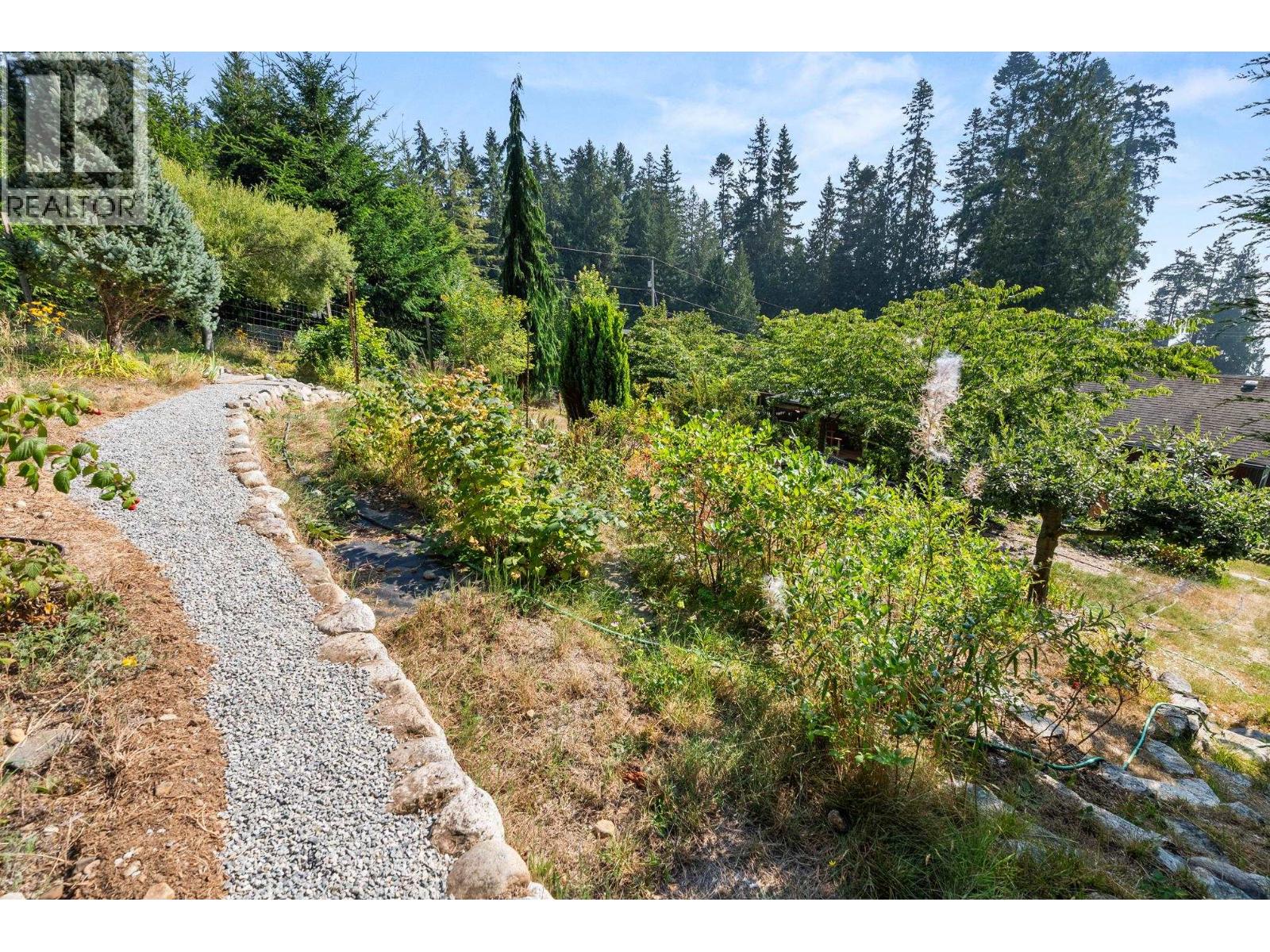 1372 GOWER POINT ROAD, Gibsons