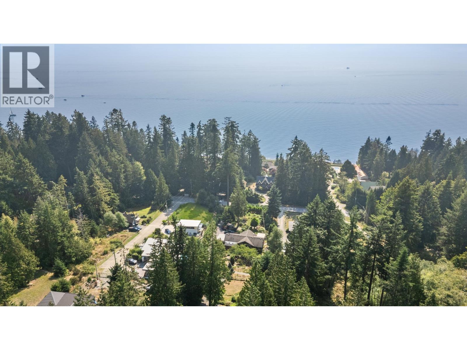 1372 GOWER POINT ROAD, Gibsons
