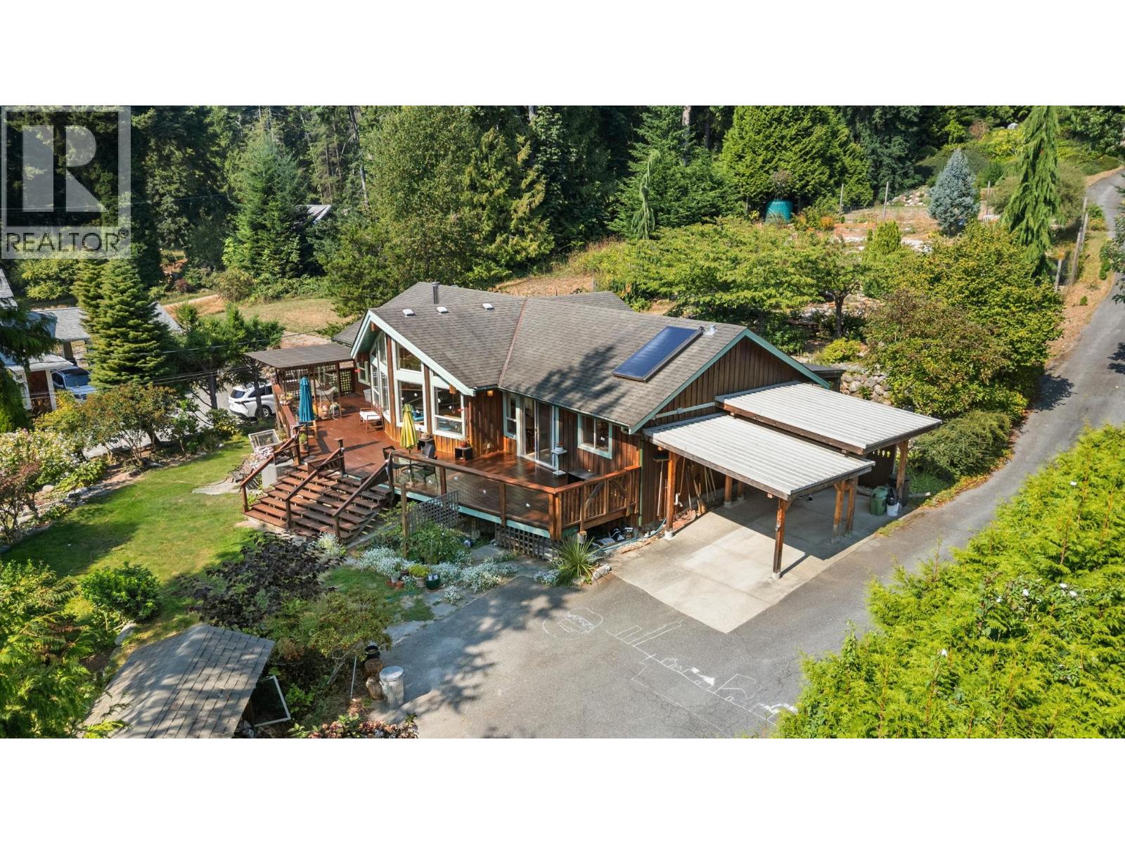 1372 GOWER POINT ROAD, Gibsons