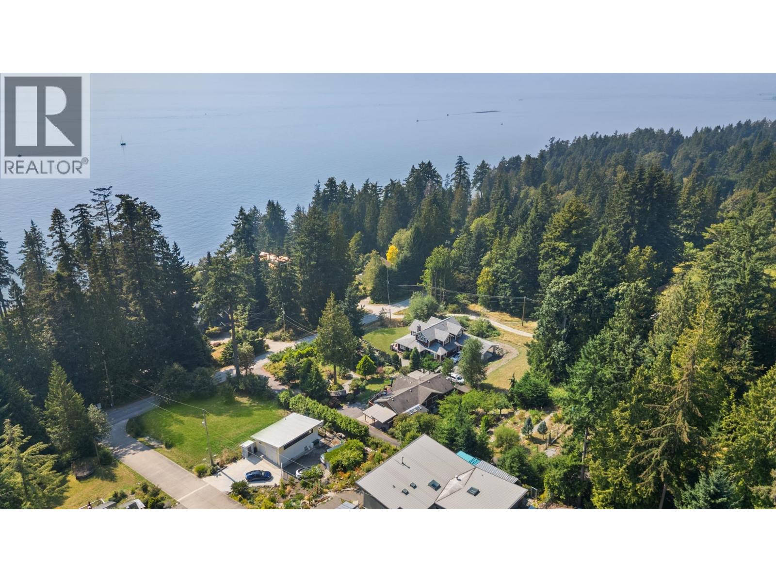 1372 GOWER POINT ROAD, Gibsons