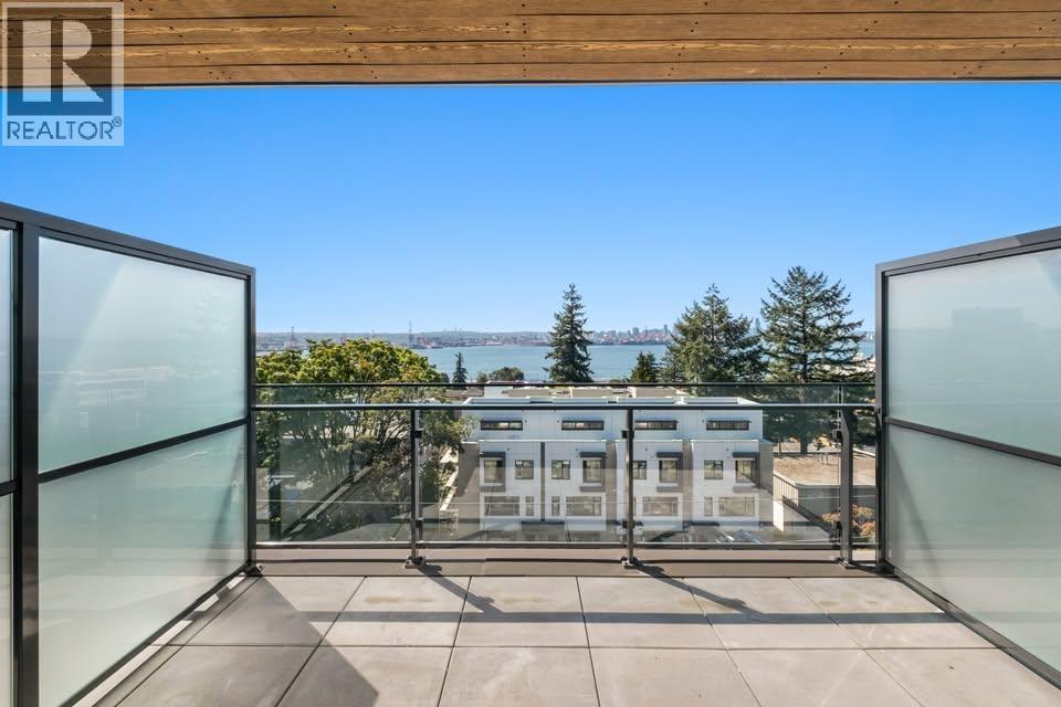 Photo 8 of 655 422 E 3rd Street, North Vancouver BC