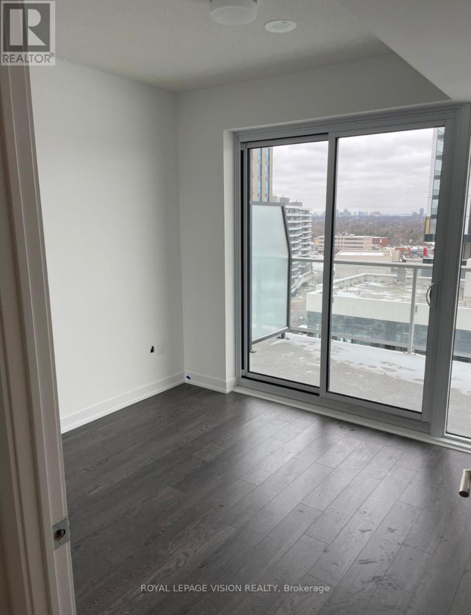 Photo 3 of 728 20 O Neill Road, Toronto ON
