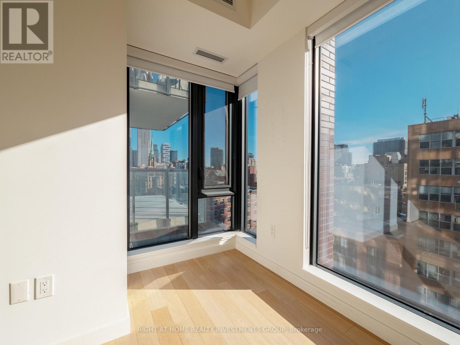Photo 10 of 1010 2 A Church Street, Toronto ON