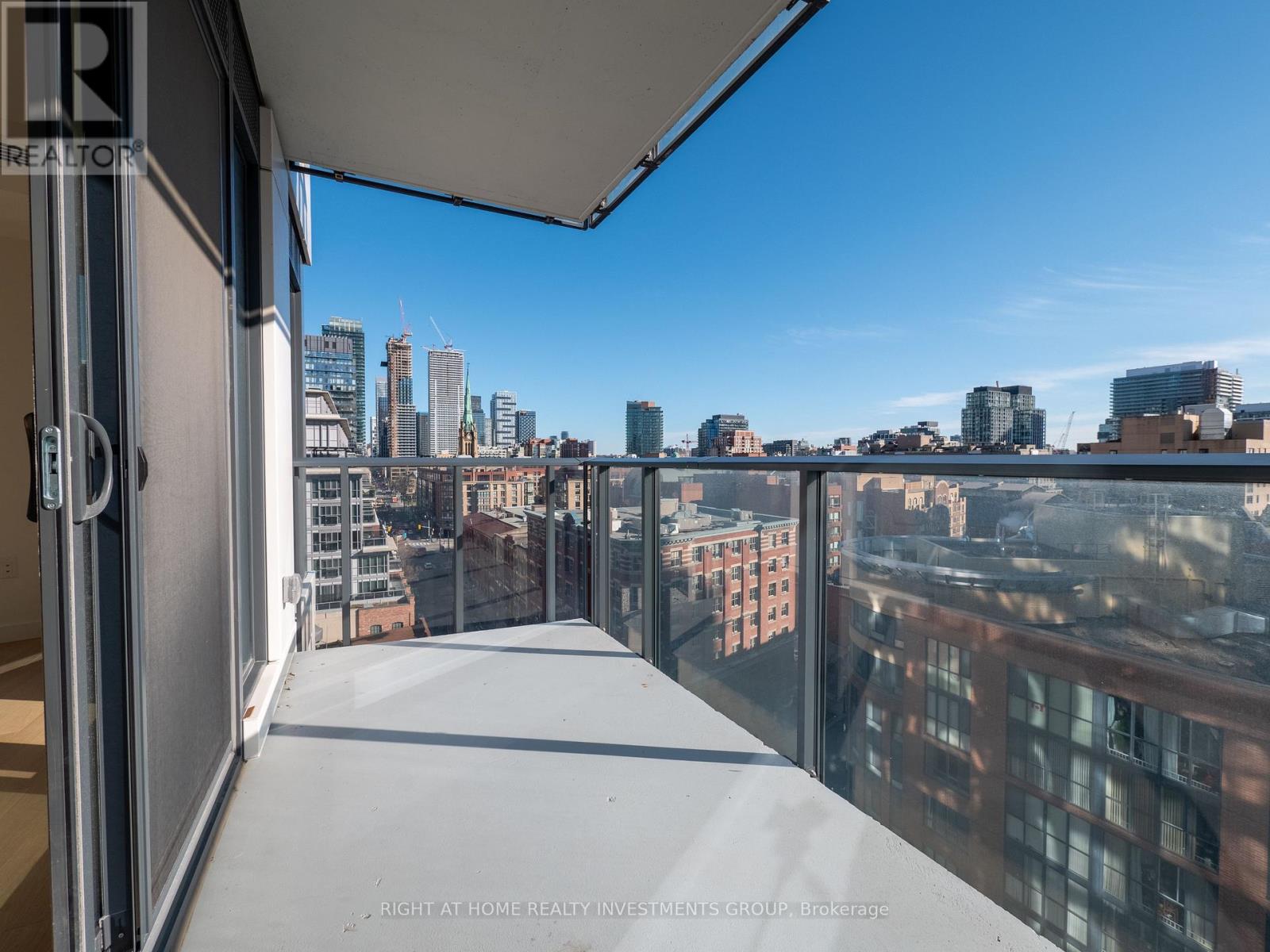 Photo 15 of 1010 2 A Church Street, Toronto ON