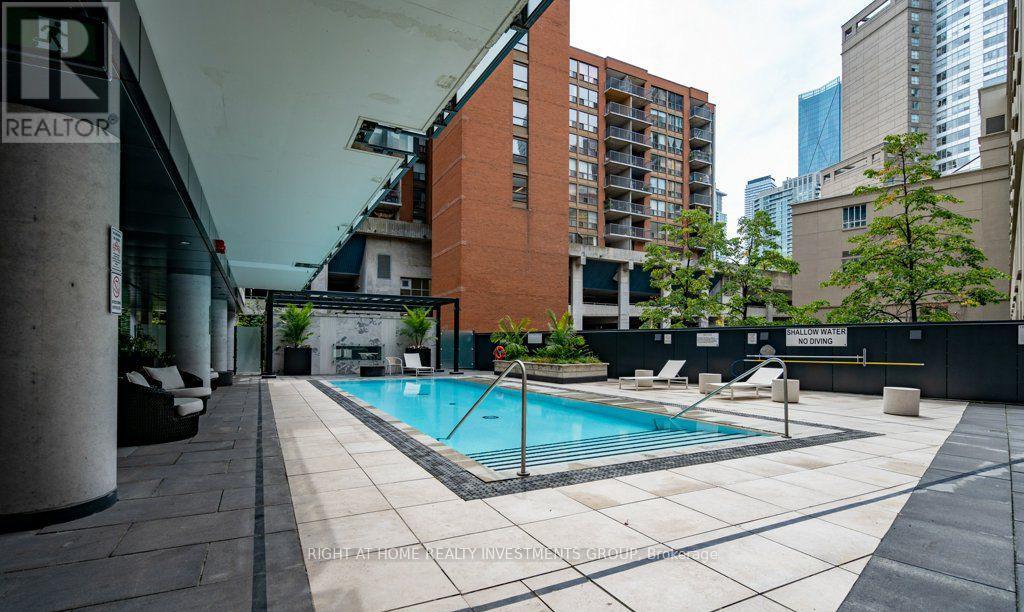 Photo 17 of 1010 2 A Church Street, Toronto ON